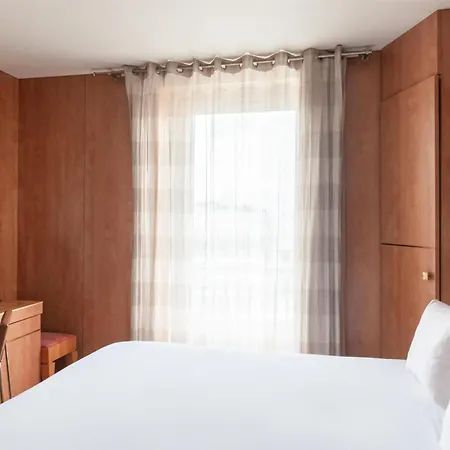 Western Ronceray Opera 3* Париж