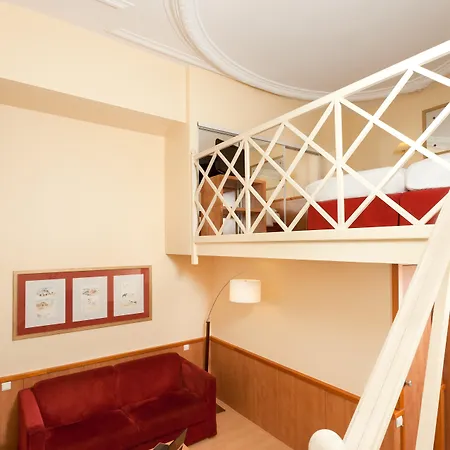 Western Ronceray Opera 3* Paris