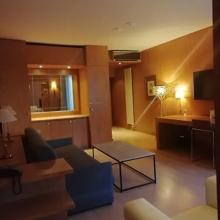 Western Ronceray Opera Париж