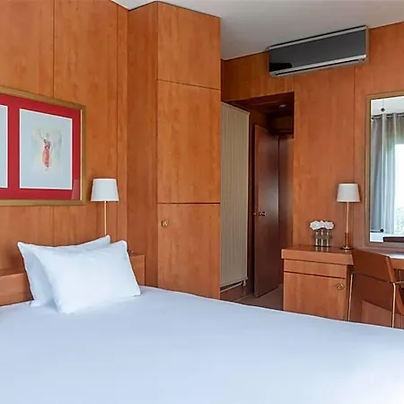 Hotel Western Ronceray Opera 3*