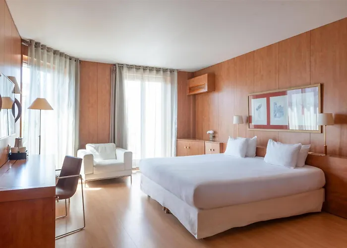 Hotel Western Ronceray Opera 3*