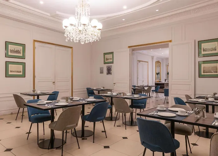 Western Ronceray Opera Hotel 3*