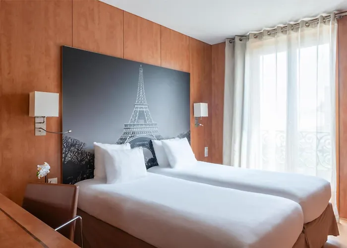 Western Ronceray Opera 3*