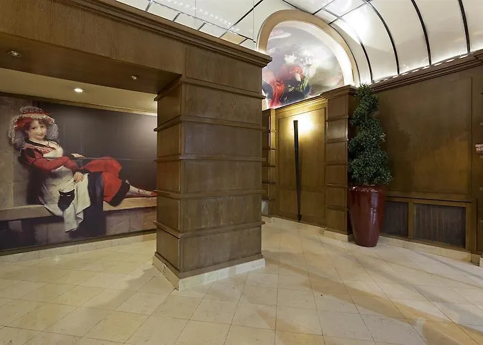 Western Ronceray Opera