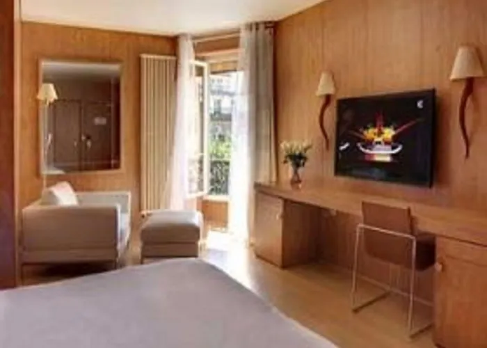 Hotel Western Ronceray Opéra 3*