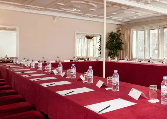 Hotel Western Ronceray Opera 3*