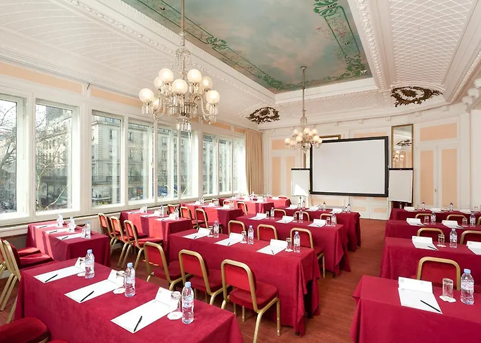 Western Ronceray Opera Parijs