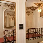 Hotel Western Ronceray Opéra 3*