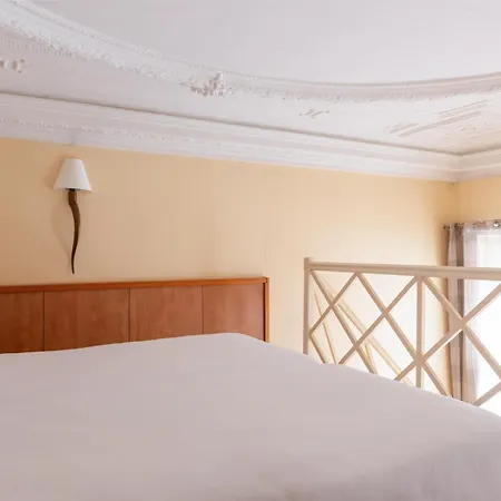 Western Ronceray Opéra 3*