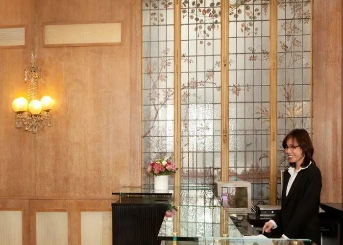 Western Ronceray Opera 3* Париж